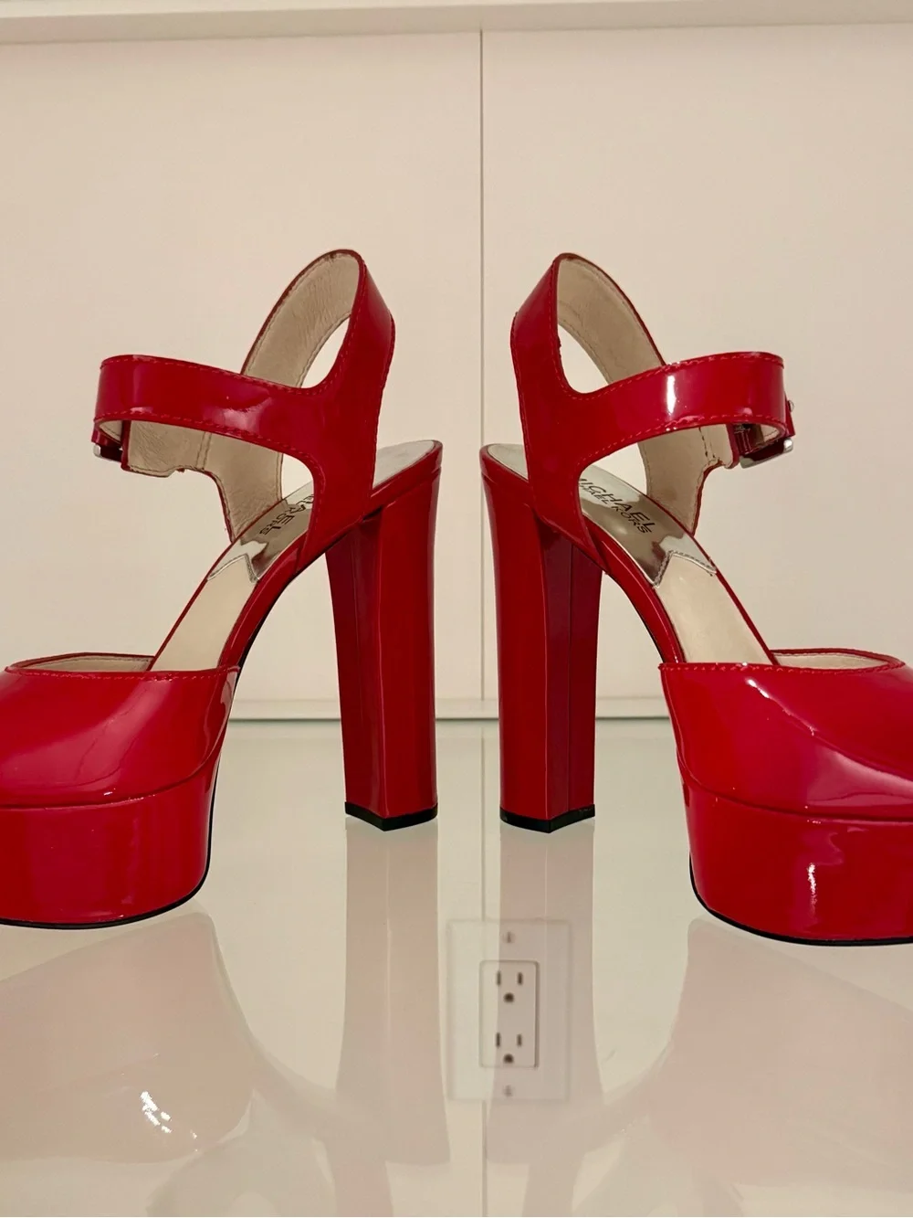 MICHAEL Michael Kors Red Patent Platform Sandals Brand New